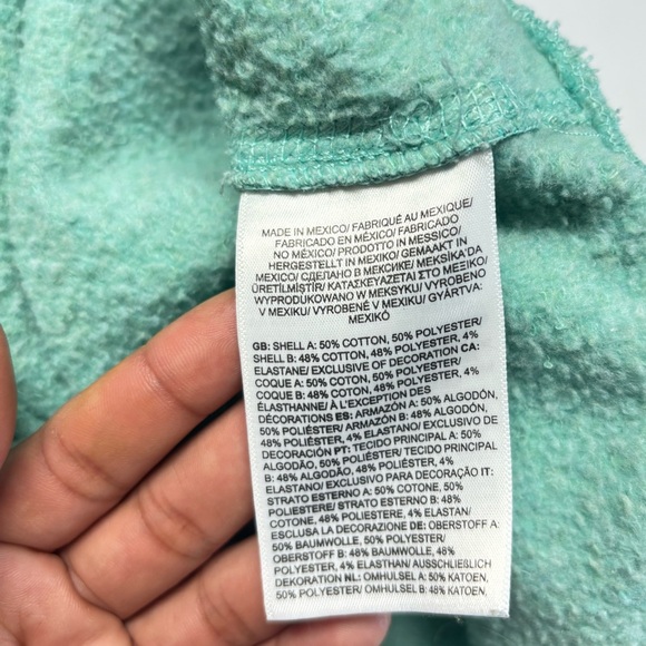 The North Face Women's Sweatshirt - Picture 8 of 8